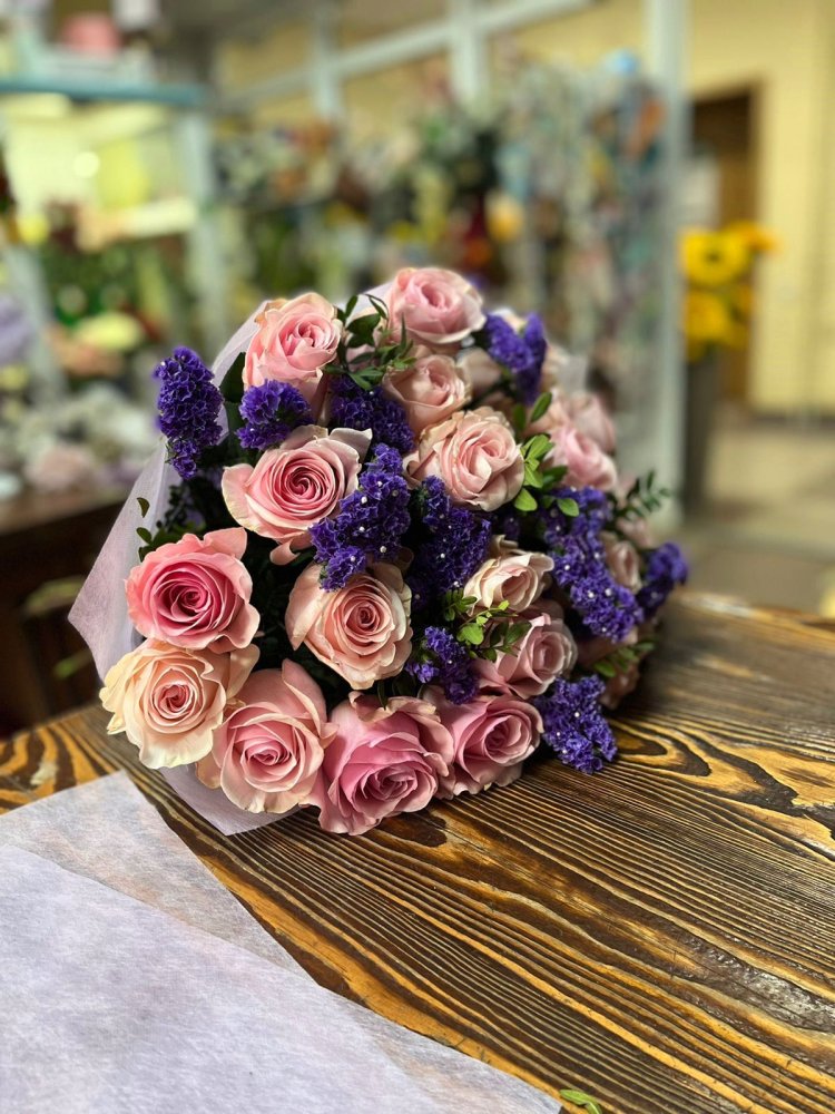 Букет цветов Десерт Букет цветов из: Розы